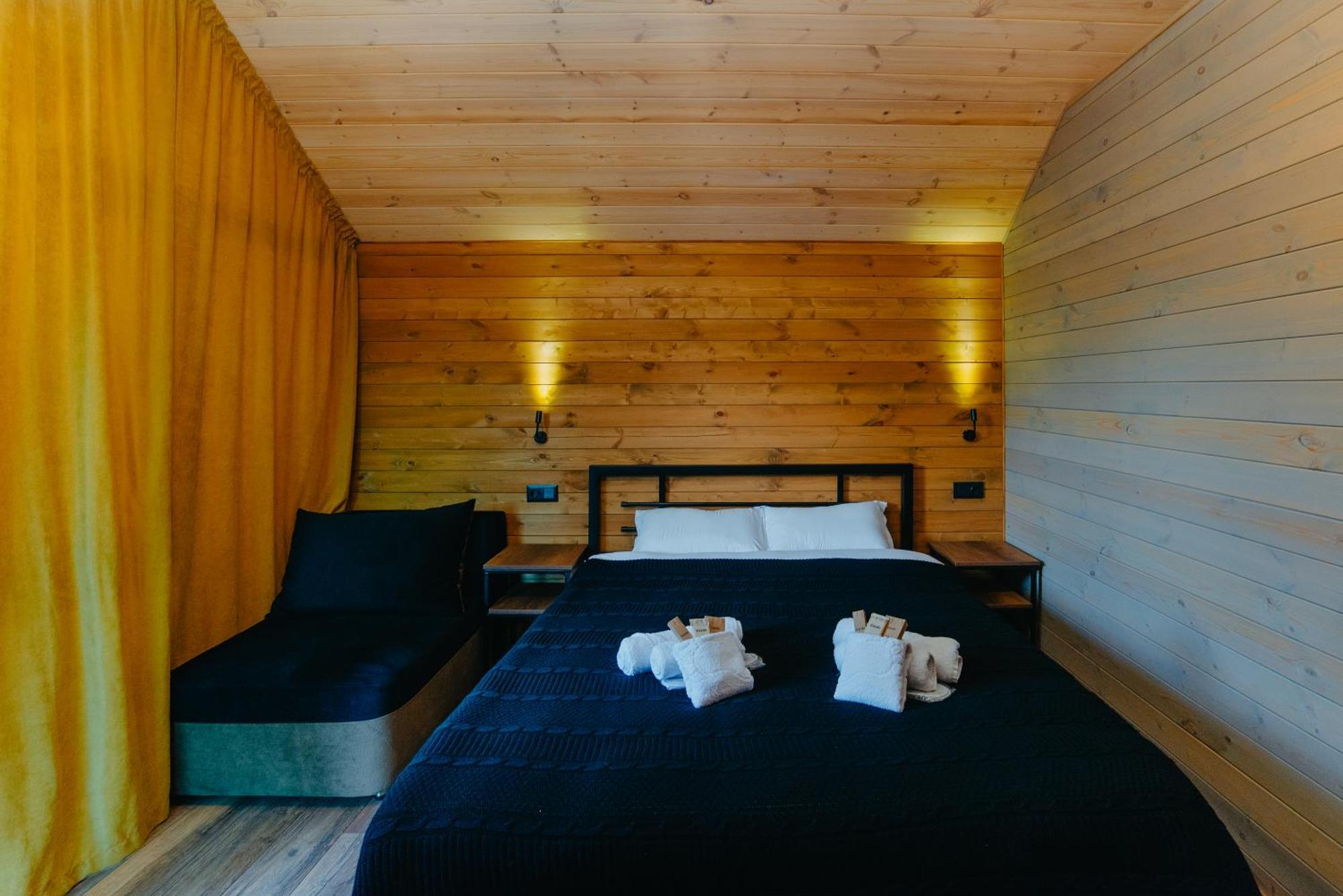 Wanderholic Hotel Telavi Exterior photo